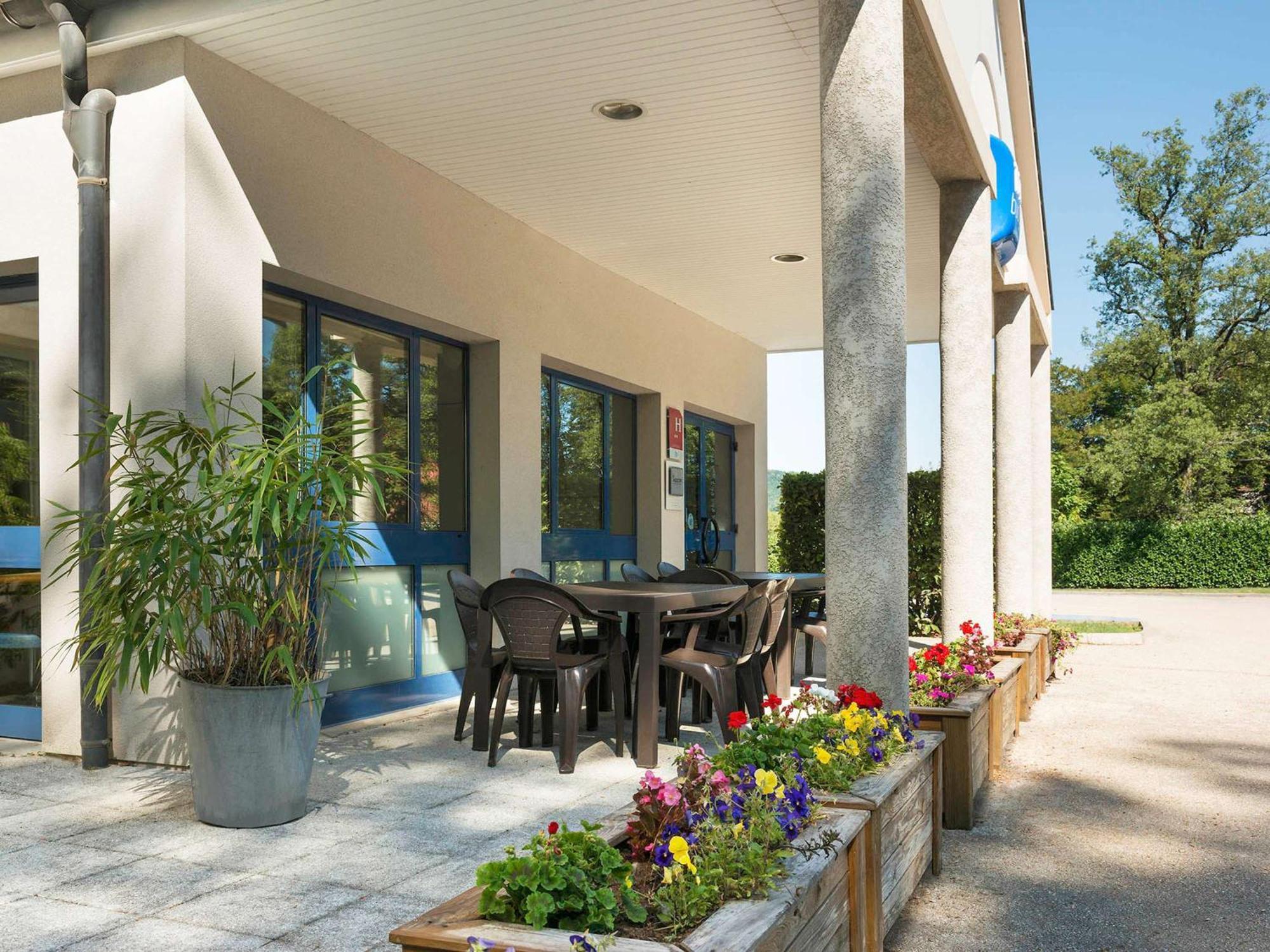 Ibis Budget Lons-Le-Saunier Exterior photo